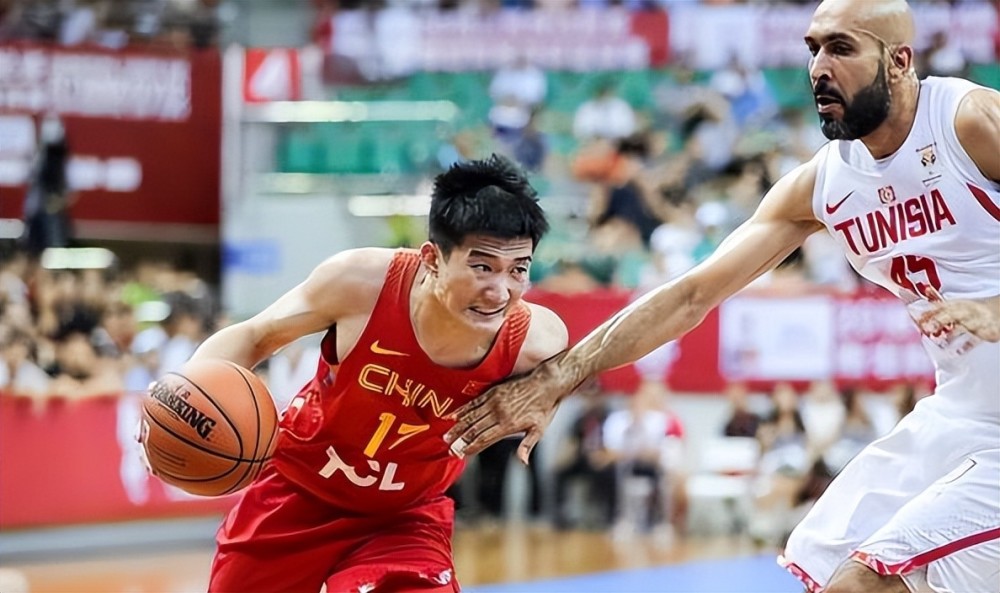 开云-费耶诺德内部会议纪要流出——冲刺阶段篮板制胜，CBA季后赛使命明确，高层口径保持一致(篮球裁判nocall)