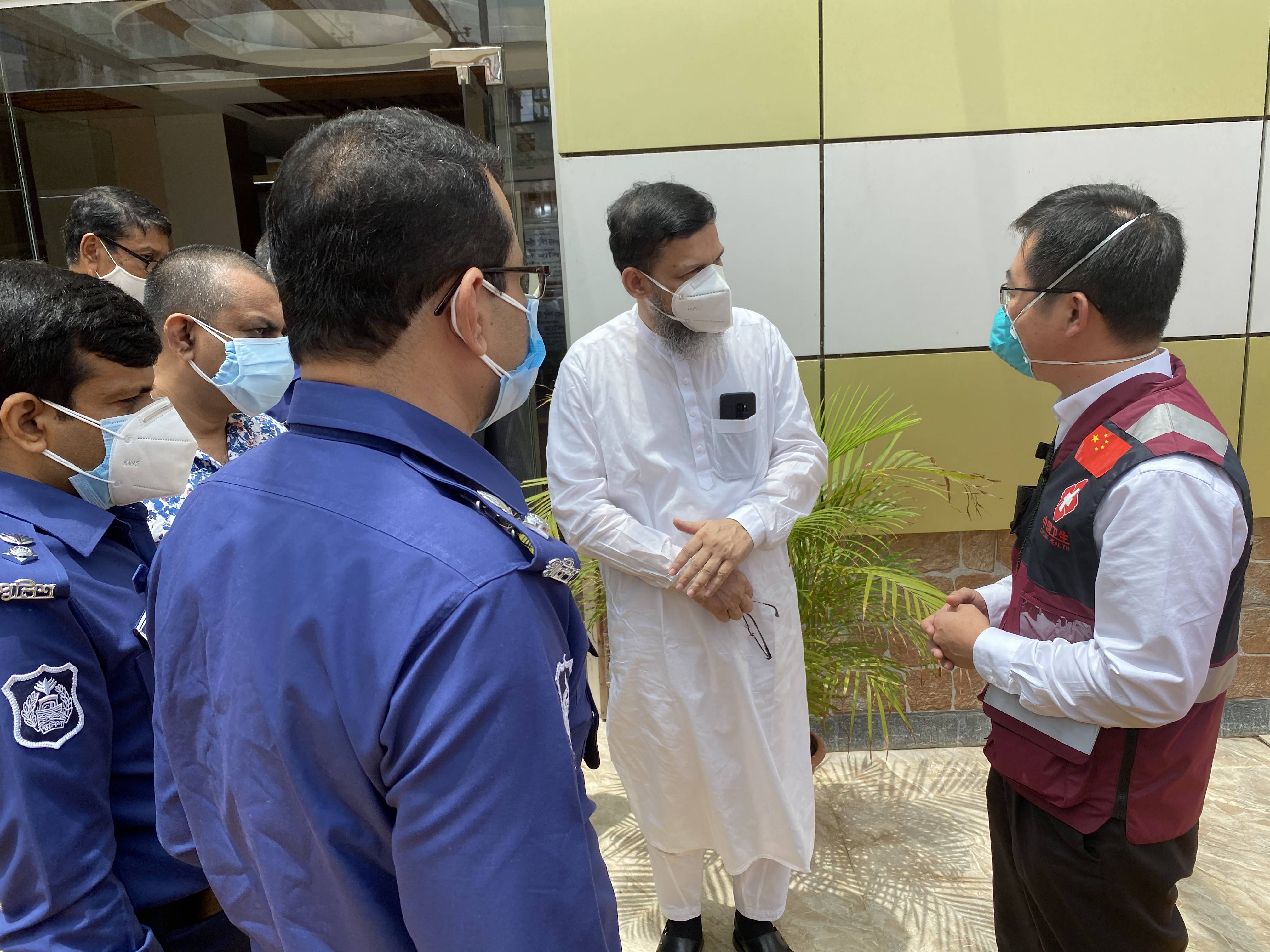 开云体育下载-窗口期拉齐奥备战社区盾；绝杀压哨细节曝光；管理层满意；医务组通报恢复(无尽的拉格朗日封锁圈)